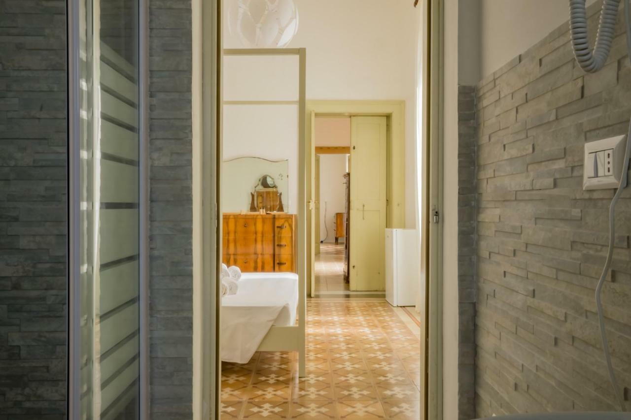 Palazzo Ashian Bed & Breakfast Acquarica del Capo Dış mekan fotoğraf