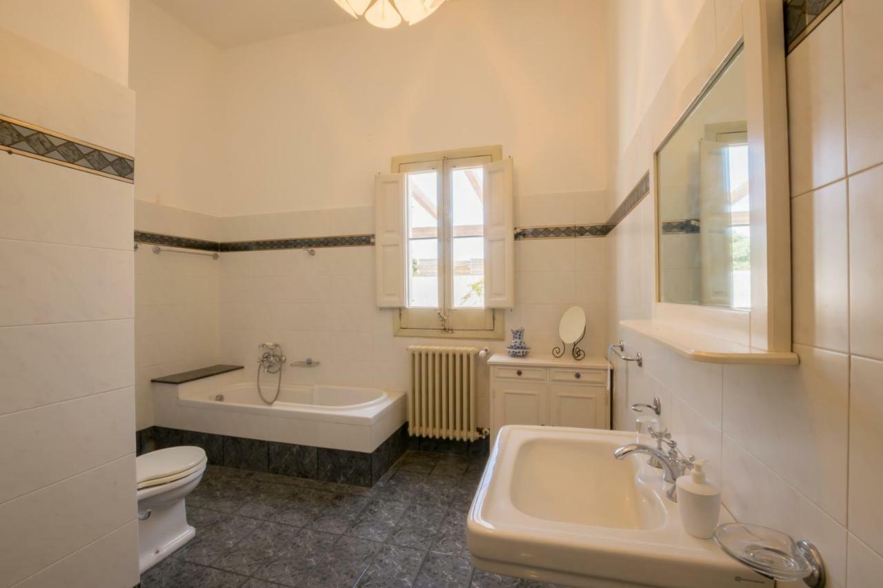 Palazzo Ashian Bed & Breakfast Acquarica del Capo Dış mekan fotoğraf