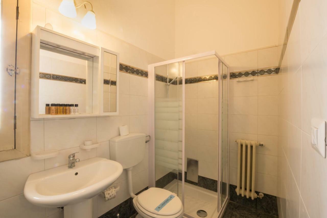 Palazzo Ashian Bed & Breakfast Acquarica del Capo Dış mekan fotoğraf
