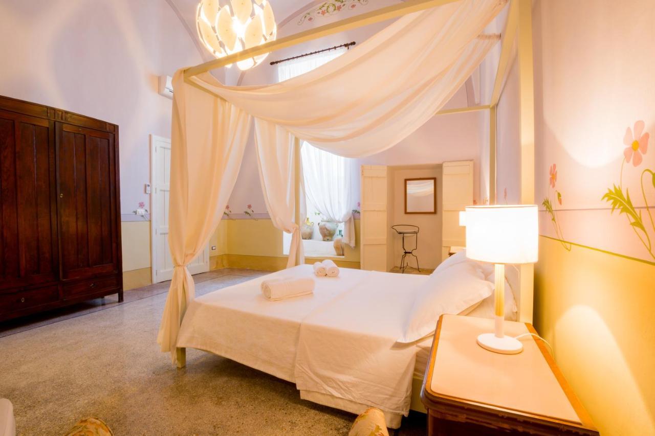 Palazzo Ashian Bed & Breakfast Acquarica del Capo Dış mekan fotoğraf