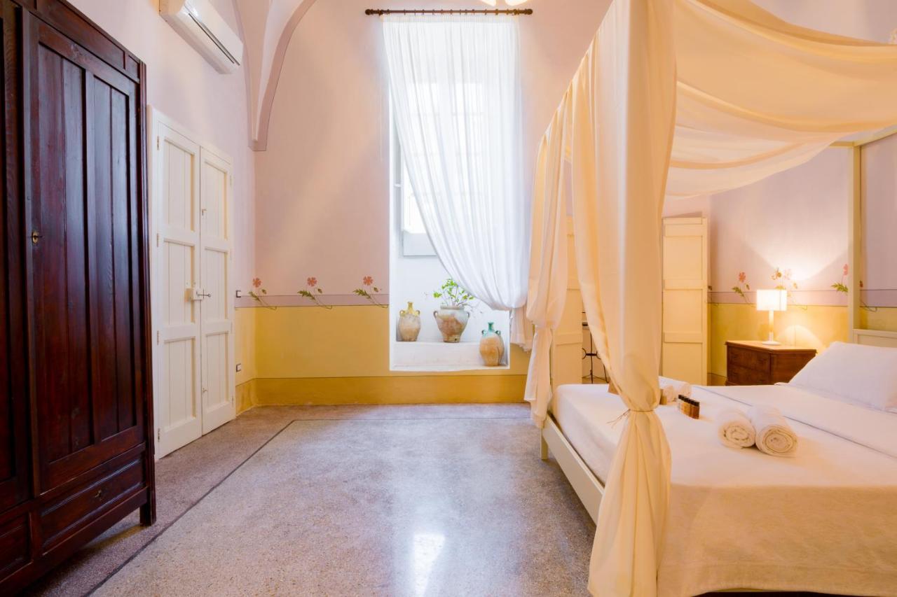 Palazzo Ashian Bed & Breakfast Acquarica del Capo Dış mekan fotoğraf
